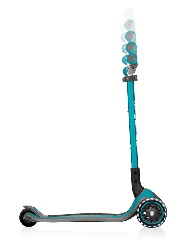 Scooter “Globber Master Lights” In Türkis – Ab 4 Jahren 9